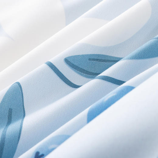 多喜爱 新疆棉斜纹四件套 栀子蓝莓 精美印花 纯洁白 天空蓝  斜纹织造 宽边枕套设计 商品图5