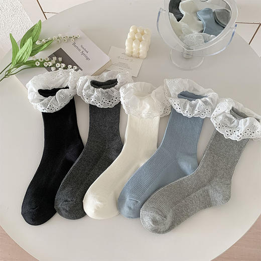 【5双更值❗️韩系甜美蕾丝花边袜子】秋冬蕾丝花边中筒袜，耐磨抗起球，不磨脚趾，Lolita纯色百搭韩风甜美女生jk堆堆袜QQ 商品图2