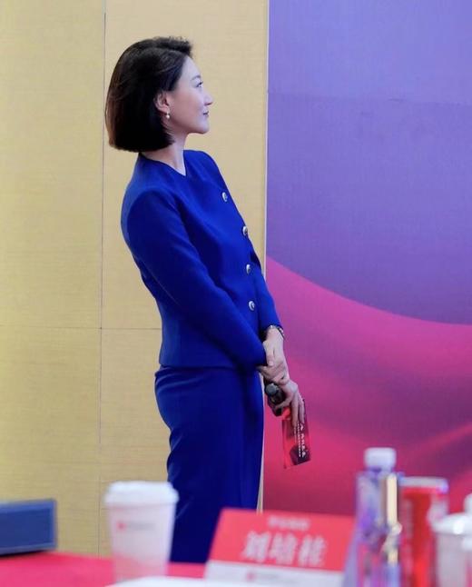 “ 克莱因蓝 ” 套裙 9303918 商品图5