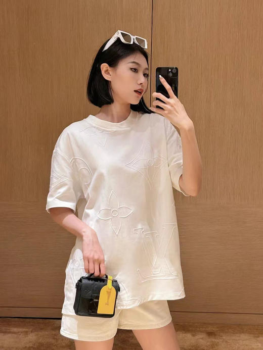 LOUIS VUITTON 链式刺绣短袖 商品图2