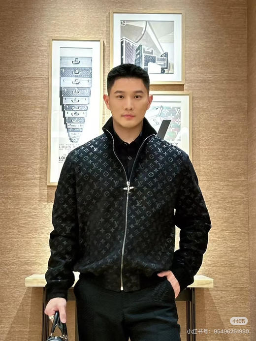 LOUIS VUITTON 暗纹满印小飞机标志夹克外套 商品图5