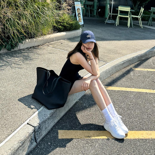 ROMI STUDIO “松弛至上” 荔面头层牛皮拼羊皮手提大号托特包 444TS007 商品图0