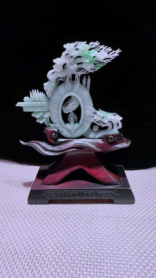 620855翡翠摆件【神龙护主 梅开五福】 商品图3