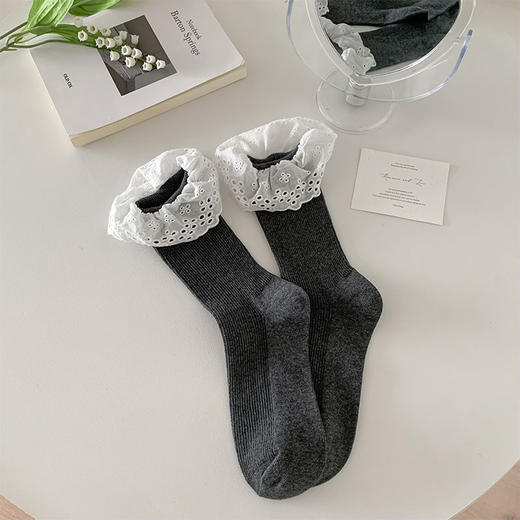 【5双更值❗️韩系甜美蕾丝花边袜子】秋冬蕾丝花边中筒袜，耐磨抗起球，不磨脚趾，Lolita纯色百搭韩风甜美女生jk堆堆袜QQ 商品图8