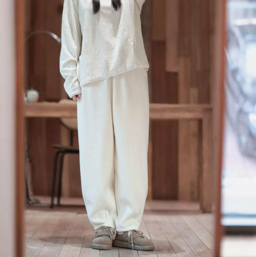 【预售】黄阿福｜米白色柔软斜纹羊毛小脚裤 商品图0