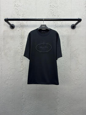 PRADA 刺绣字母短袖