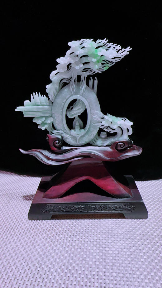 620855翡翠摆件【神龙护主 梅开五福】 商品图4