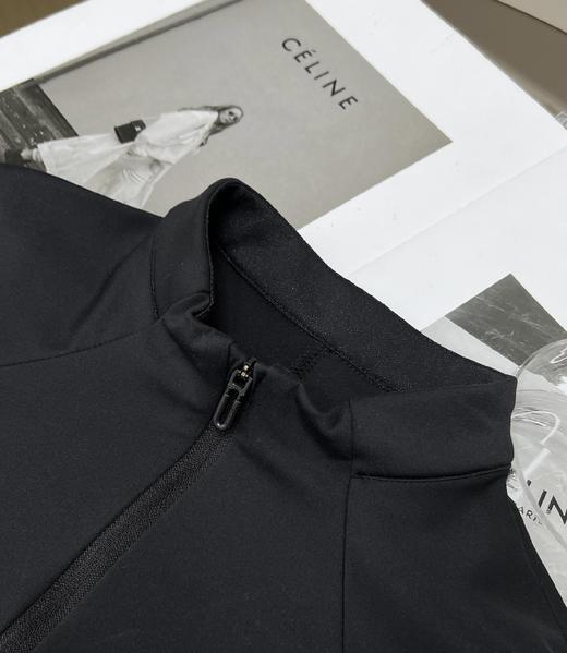 点此购买 迪桑特训练运动女士半拉链长袖针织衫 qk 309371 商品图12