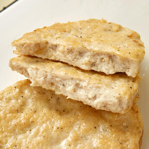 【代餐精选】汉堡鸡肉饼 肯&基同款 精选健康白羽鸡 配料表干净 外表金黄 内里肉质醇香鲜嫩 在家也能轻松复刻快餐店的招牌美味 商品图4