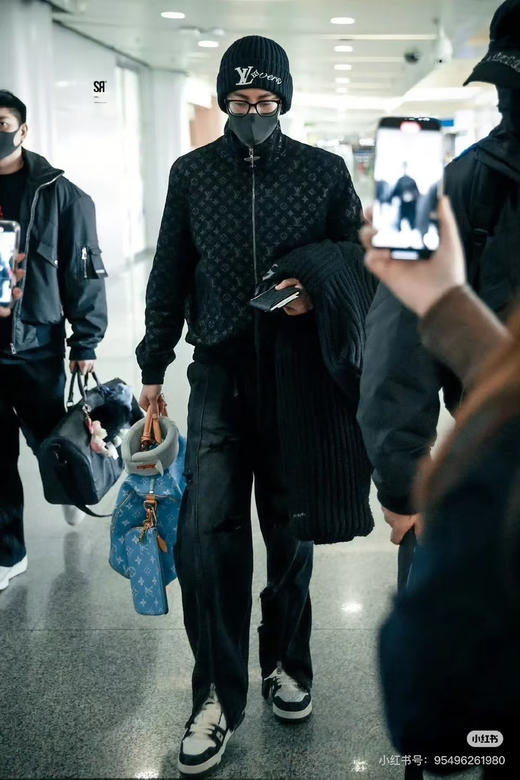 LOUIS VUITTON 暗纹满印小飞机标志夹克外套 商品图4