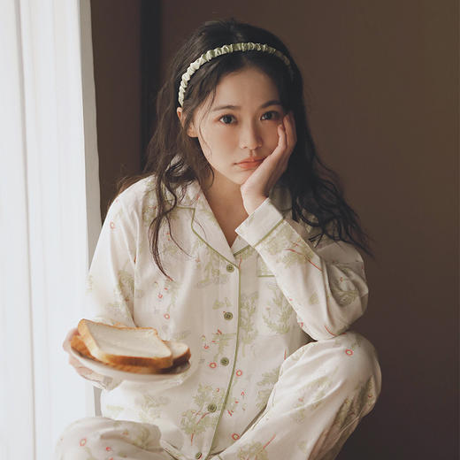 【全棉双层纱】2025新款自在如风纯棉纱布春秋季薄款家居服绿叶碎花全棉长袖套装睡衣女款 商品图2