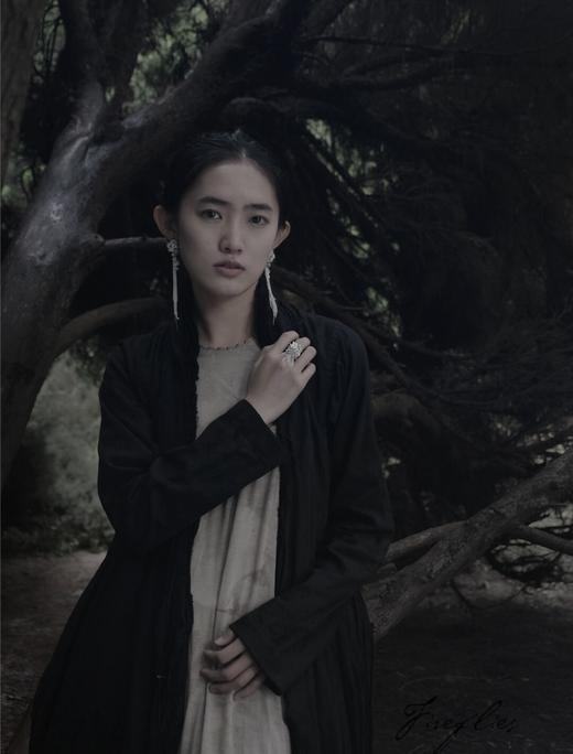 Fireflies 瀑布捧花耳饰 商品图7