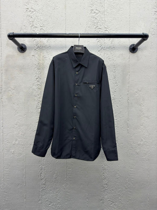 PRADA  三角标拉链口袋衬衫 商品图0
