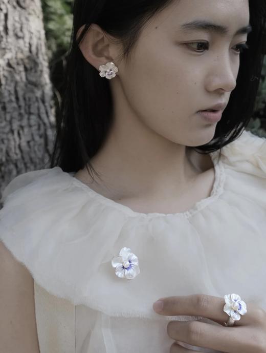 Fireflies 三色堇耳钉 商品图1