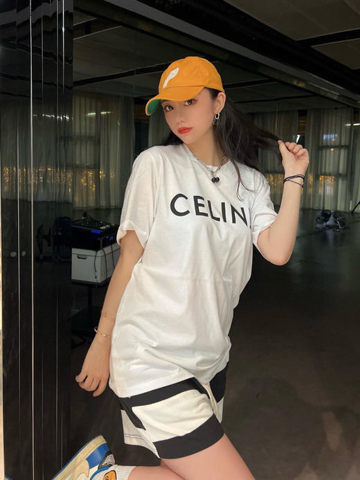 CELINE 字母印花短袖 商品图5