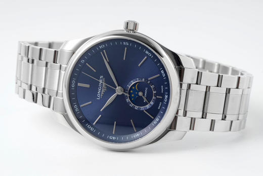 APS·Factory浪琴名匠月相腕表L2.909.4.97.0
全新定制一体机L899.5同步原装小轴承
皮带蓝盘钻刻➕腕表尺寸40MM。表壳尺寸工艺完美复制原装工艺➕进口316原装不锈钢，做工精良 商品图5