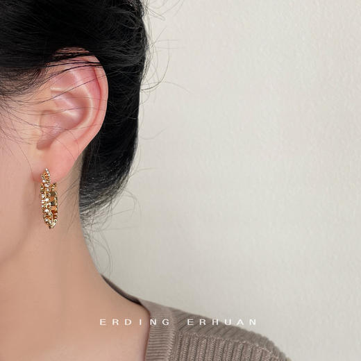 高级感轻奢风镶钻电镀14K简约百搭耳环 商品图1