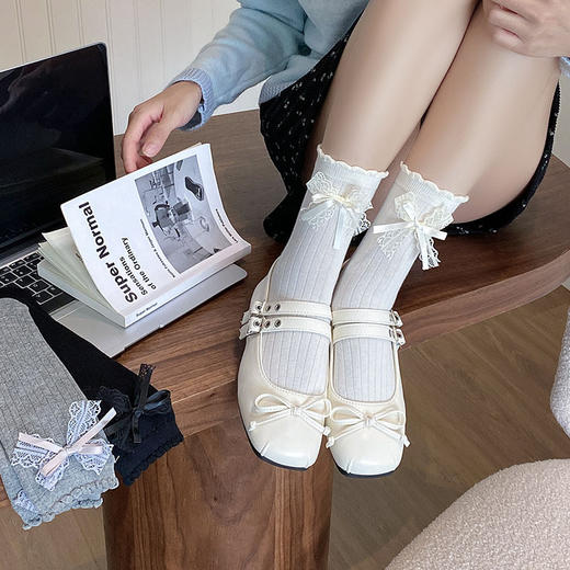 【芭蕾风❗️3双装蕾丝波点蝴蝶结袜子】春秋款中筒ins潮，排汗吸湿，亲肤不刺激，可爱女生花边堆堆袜QQ 商品图2
