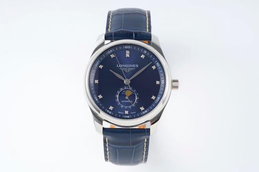 APS·Factory浪琴名匠月相腕表L2.909.4.97.0
全新定制一体机L899.5同步原装小轴承
皮带蓝盘钻刻➕腕表尺寸40MM。表壳尺寸工艺完美复制原装工艺➕进口316原装不锈钢，做工精良 商品图13