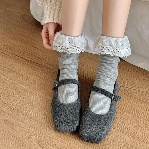 【5双更值❗️韩系甜美蕾丝花边袜子】秋冬蕾丝花边中筒袜，耐磨抗起球，不磨脚趾，Lolita纯色百搭韩风甜美女生jk堆堆袜QQ 商品图1
