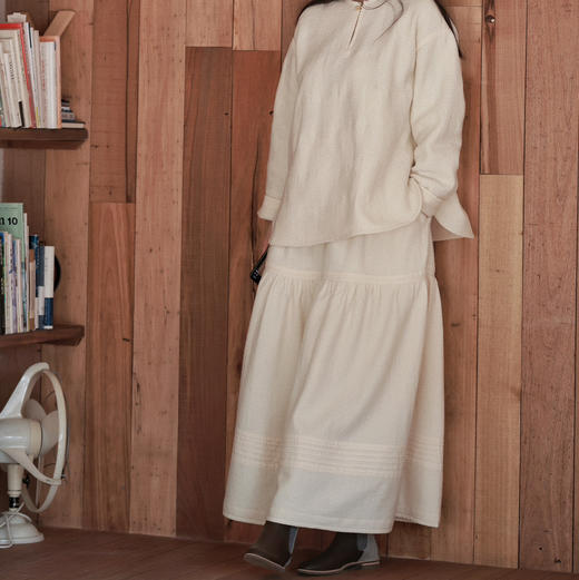 【预售】黄阿福｜米白色柔软细褶半裙 商品图0