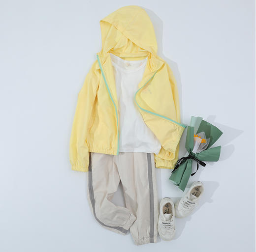 高性价比！品牌单整单撤柜 线下299！2025儿童轻薄连帽防晒男女皮肤衣！ 商品图6