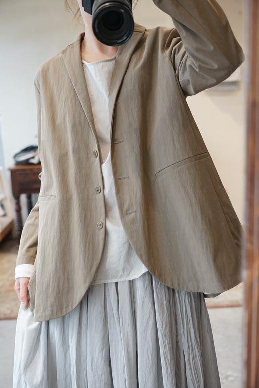 (5折) apuntob 前摆圆弧收边V领夹克外套 商品图1