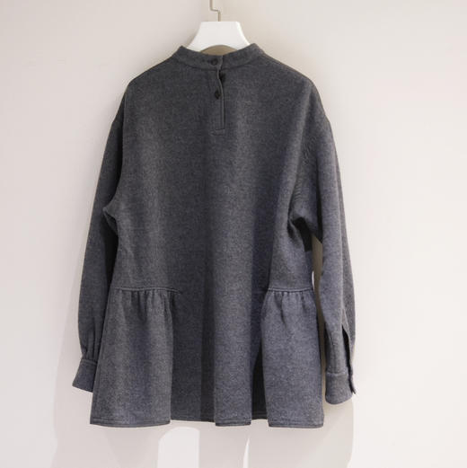 黄阿福 柔软斜纹羊毛细褶套头衬衫 商品图3