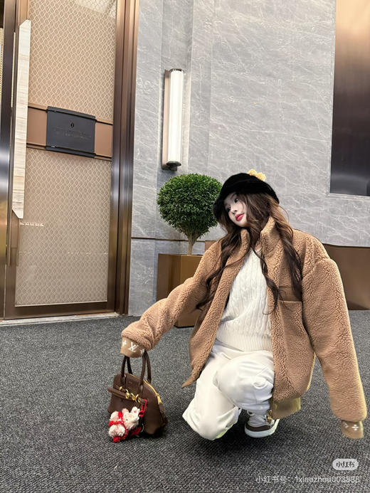 新品 1V 2024新款 棉羊毛羊羔夹克外套 商品图3