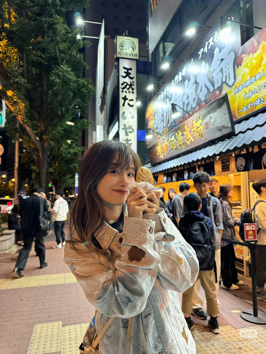 LOUIS VUITTON x Tyler 联名款绣花牛仔外套 商品图3