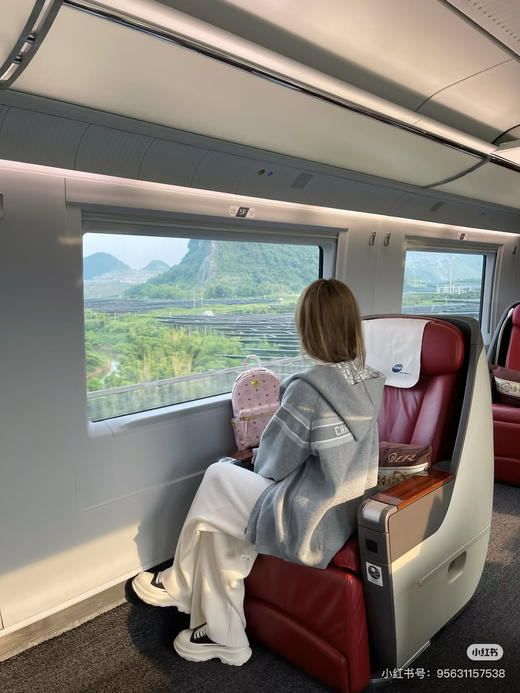 新品DR 经典双面穿羊绒提花外套 商品图2