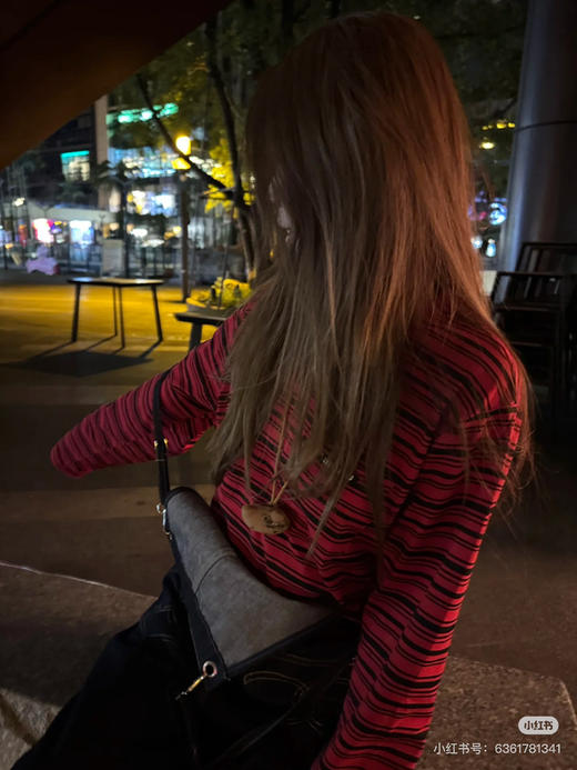 MIUMIU 条纹撞色长袖 商品图4