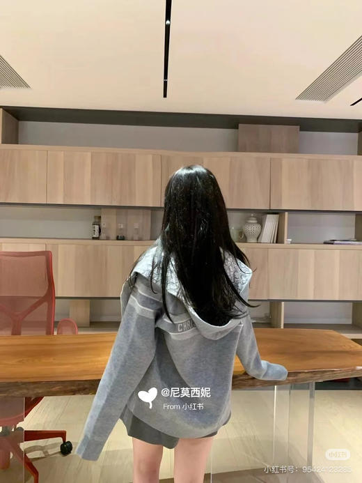 新品DR 经典双面穿羊绒提花外套 商品图11