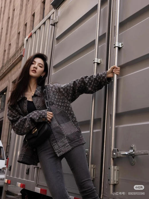 新品 1V✖️Nigo 经典款棋盘格牛仔夹克外套 商品图5