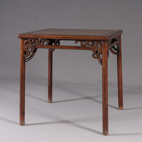 清 黄花梨镶瘿木透雕螭龙纹方桌