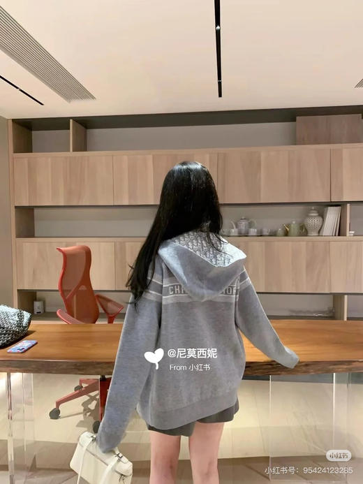 新品DR 经典双面穿羊绒提花外套 商品图9