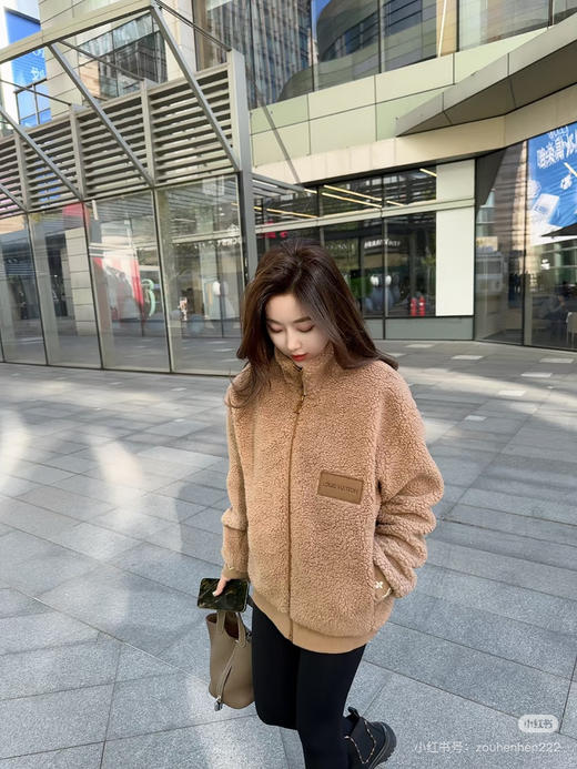 新品 1V 2024新款 棉羊毛羊羔夹克外套 商品图4