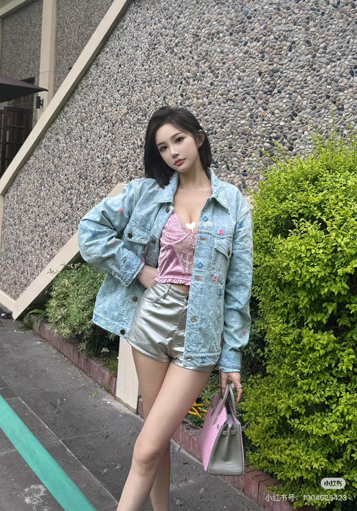 LOUIS VUITTON x Tyler 联名款绣花牛仔外套 商品图8