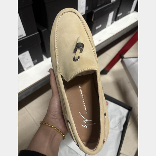 Giuseppe Zanotti 男士休闲乐福鞋 卡其色 EU40041001 商品图0