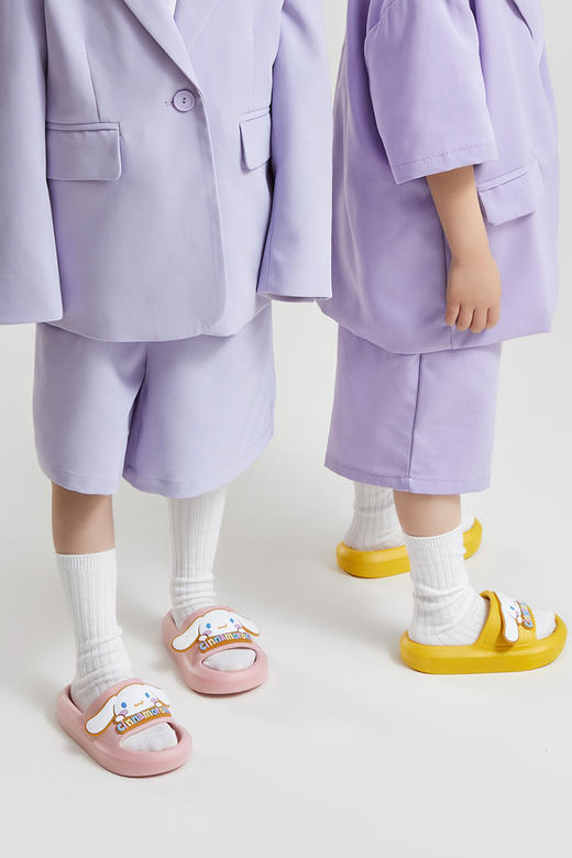 优调XT1017三丽鸥正贴亲子拖鞋 商品图4