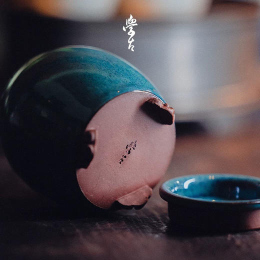 学古|紫砂建水 秋桂/蓝雪/海鼠/荷茎绿宜兴紫砂胎炉钧釉小渣斗 商品图3