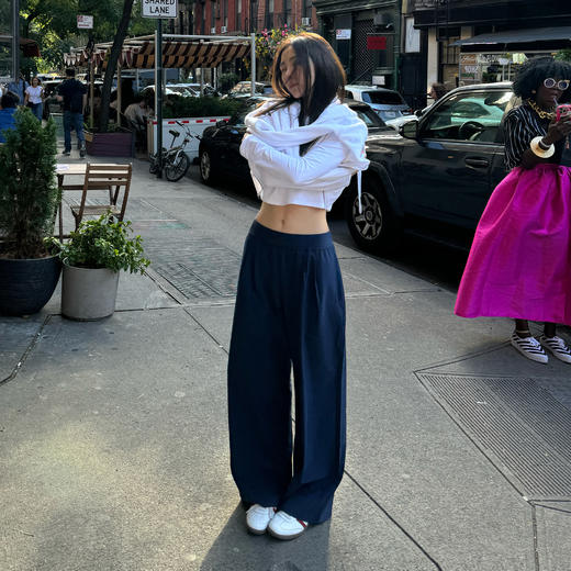 ROMI STUDIO“美式复古”软糯洗水字母绣花宽松连帽卫衣RW24WSH0695 商品图1