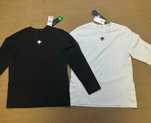 正品迪桑特DESCENTE TRAINING系列 简约舒适圆领长袖T恤 男款
M-3XL两色可以选 商品图1