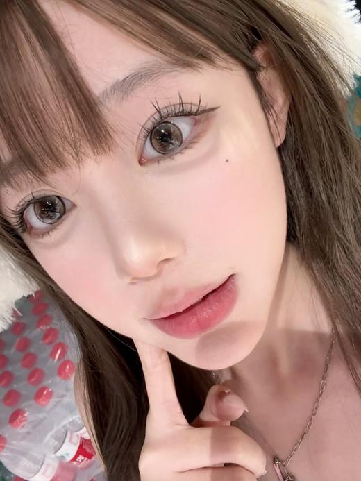 yeelens旗下 幻紫天鹅绒&小狗汉堡&月光人鱼 14.2mm白狮参考着色中大直径   月抛2片 商品图7