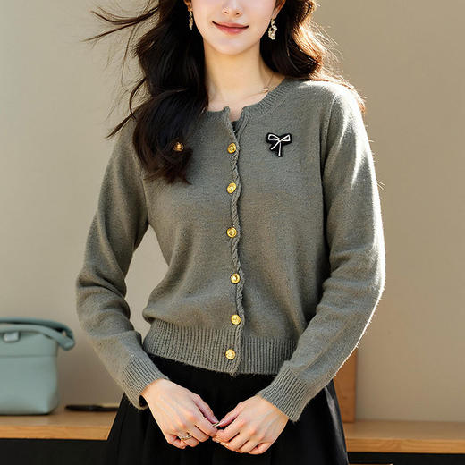 奢姿2025春装新款胖妹妹大码女装半开领针织衫女时尚休闲套头毛衣9651621313 商品图2