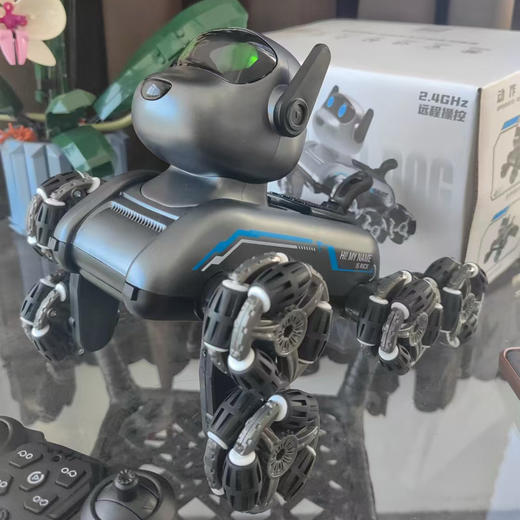 【🔥“王炸”礼物】正版专利授权八轮特技机械狗S50 多方向行驶 前后翻越 智能遥控 不限任何地形 超长续航 背部可拼可高！ 商品图5