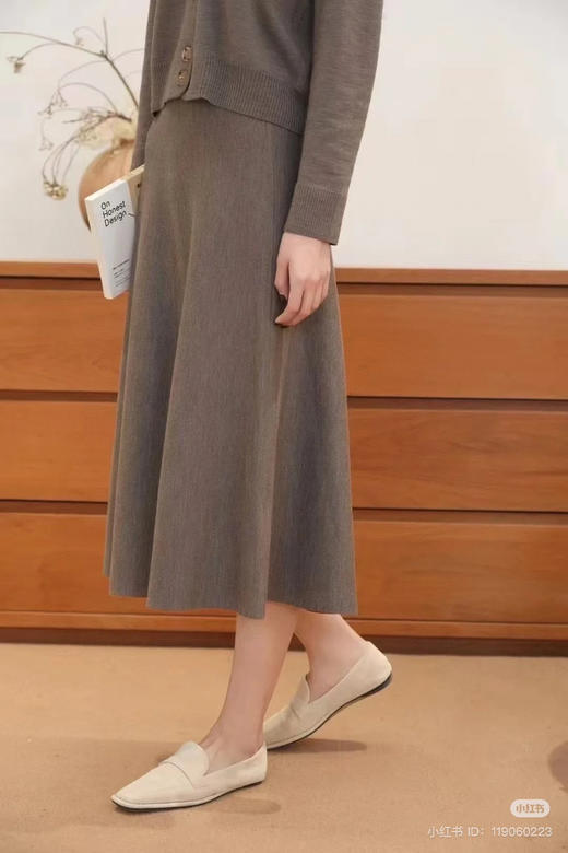 218-7 独家圆正 25流行色 摩卡莫斯 环保色防纱 绵羊毛春装三件套 优雅 商品图11