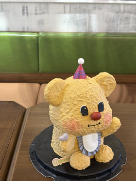 黄油小熊造型蛋糕