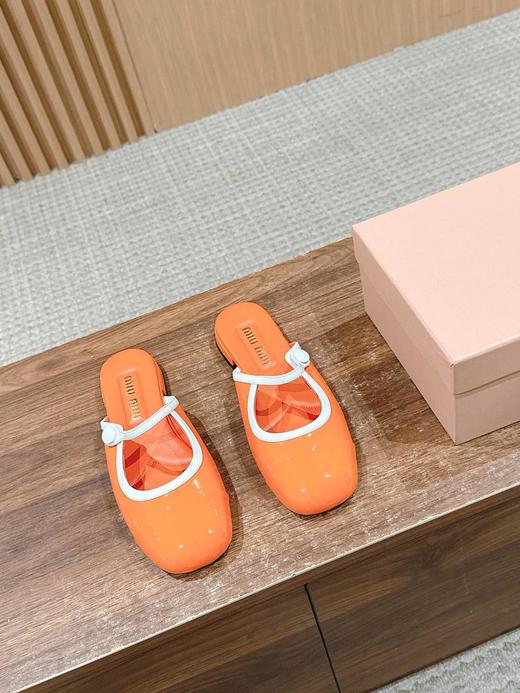 缪缪2025早春系列玛丽珍包头半拖多巴胺搭配（HC） 商品图4