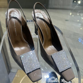 Giuseppe Zanotti 女士签名徽标高跟凉鞋 灰褐色 I450006001